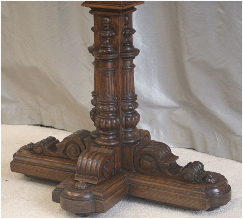 7016 Antique Oak Reading Table, Lectern (9) Base